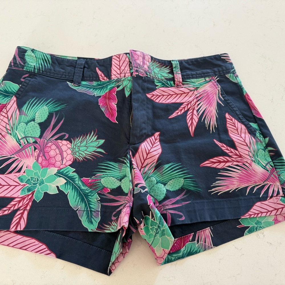 GAP Leaf Print City Shorts - Pink and Green
